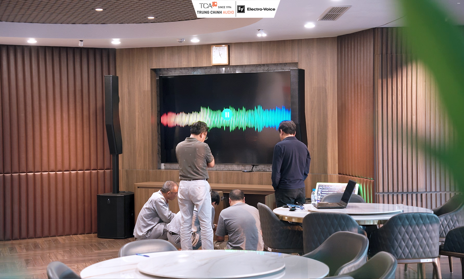 lắp đặt dàn karaoke Electro-Voice Evolve 70 Vinhomes Riverside